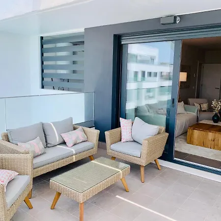 Sea View Luxury New Port Apartmán