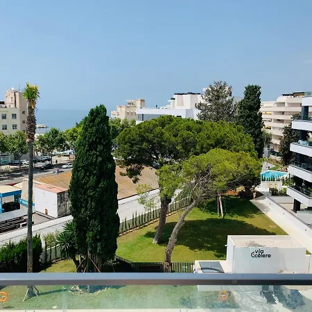 Sea View Luxury New Port Lägenhet Marbella